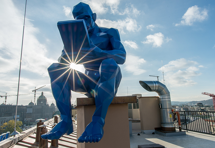 Huge blue sculpture - exterior section - Gallery